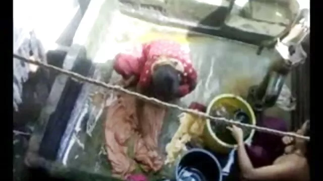एरिका सनी लियोन की सेक्सी मूवी वीडियो कैंपबेल - 14