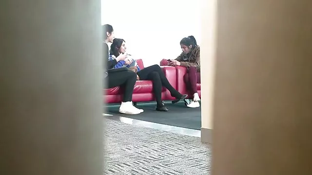 सेक्सी लचीला सुंदर अमीषा पटेल की सेक्सी मूवी पैर लैटिना