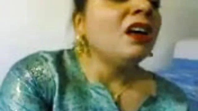गर्म साउथ की सेक्सी फुल मूवी शौकिया अश्लील 2 में प्यारा शौकिया गोरा किशोरों से Handjob
