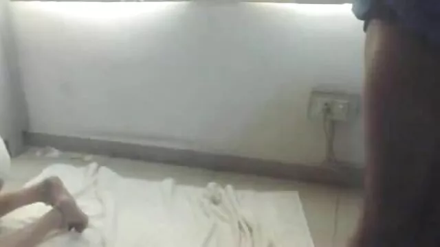 लैटिन बेब कैम पर खुद को छूता बॉलीवुड की सेक्सी मूवी है