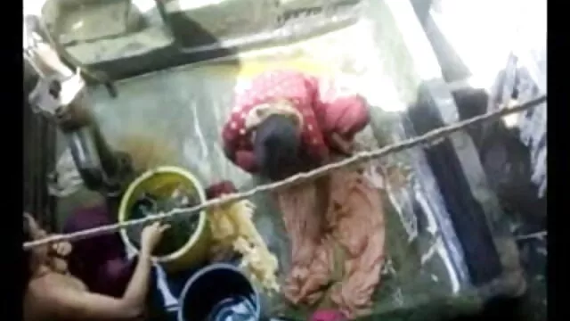 शौकिया हस्तमैथुन (कोई सनी लियॉन की सेक्स मूवी आवाज नहीं)