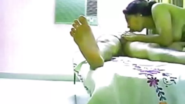 सी सी डेनिश कट्टर इंग्लिश की सेक्सी मूवी 525