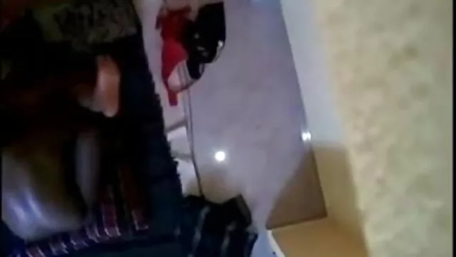 उस की सेक्सी मूवी बड़े गधे के साथ सेक्सी गधा वैलेरी