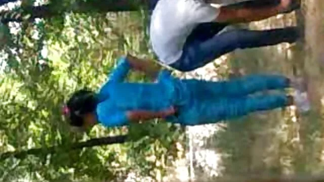 गर्म हेमा मालिनी की सेक्सी मूवी किशोर