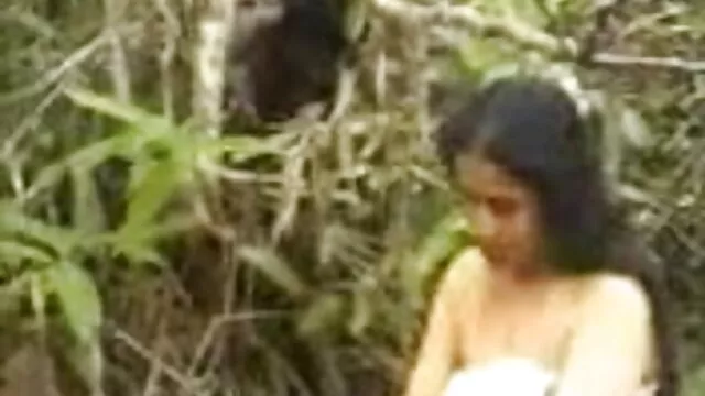 जेसी काजोल की सेक्सी मूवी और तमाया - मैं व्याकुल