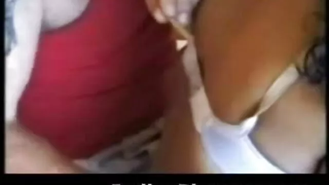 प्यारा दोस्त द्वारा PACKMANS के साथ सह दिव्या भारती की सेक्सी मूवी