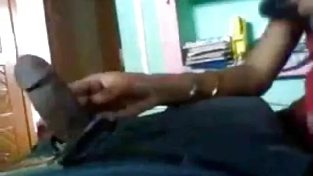 क्लासिक परिपक्व कौगर भाड़ में जाओ और असभ्य ममता कुलकर्णी की सेक्सी मूवी