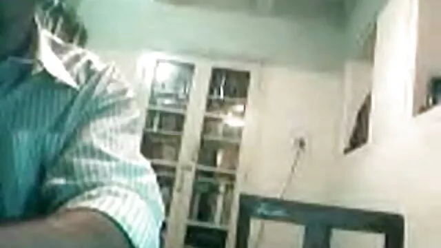 खूबसूरत गोरा सह प्रेमी एक बड़ा भार हो जाता की सेक्सी मूवी है