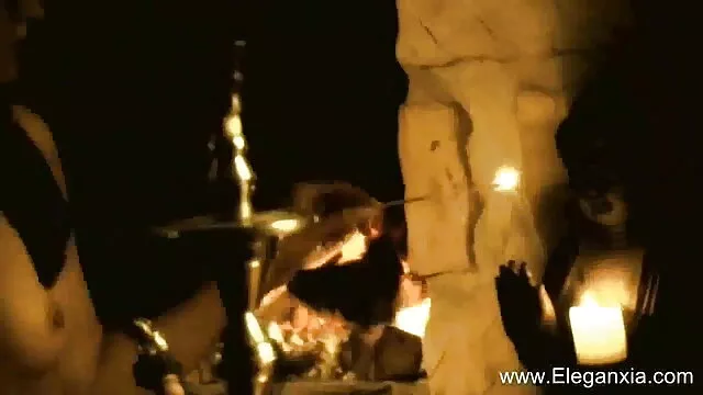 हार्मनी विजन खूबसूरत लड़की को एक तीव्र डीपी रानी मुखर्जी की सेक्सी मूवी मिलती है