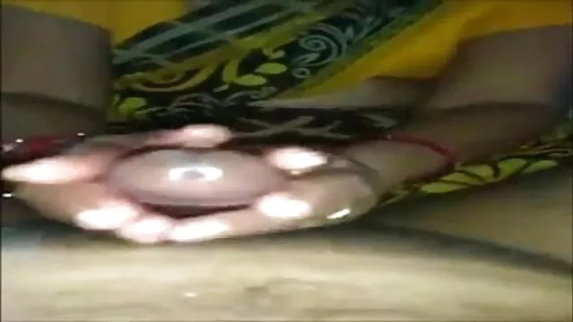 मेरे पसंदीदा Assgasms बॉलीवुड की सेक्सी मूवी में से कुछ