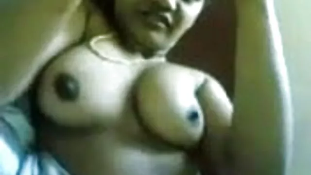 Publicsex शौकिया नकदी के लिए हेमा मालिनी की सेक्सी मूवी मुर्गा बेकार है