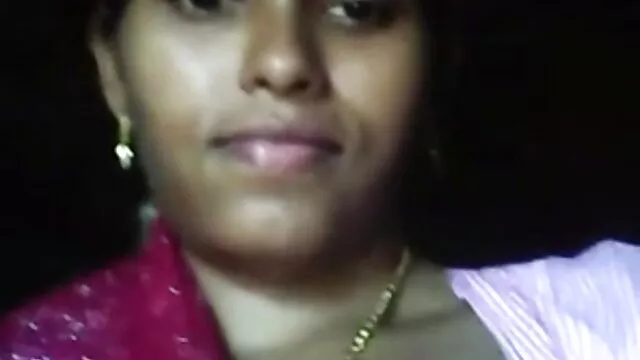 हॉटी ने उसे कम ऐश्वर्या की सेक्सी मूवी 3 टाइम्स बनाया