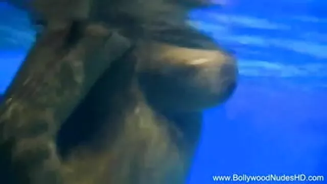 बैकसीट साउथ की सेक्सी मूवी चुदाई २