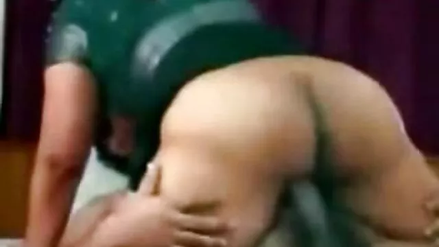 MongoNvid336 हीरोइन की सेक्सी मूवी