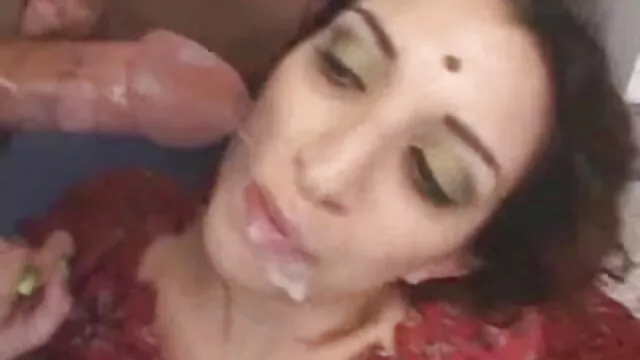 भारतीय बैट बॉलीवुड की सेक्सी मूवी