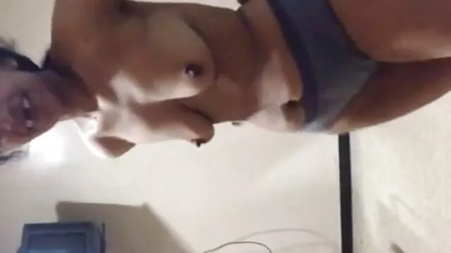 अमेरिकी बेघर लंदन में एक लावा fucks सेक्सी मूवी सनी देओल की