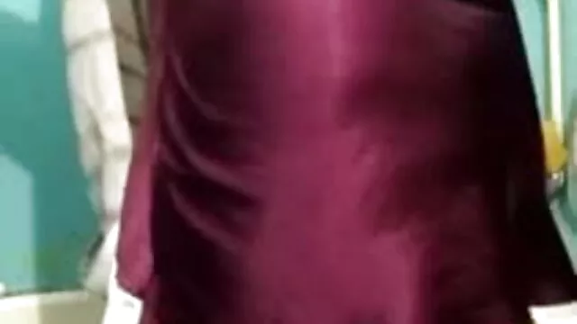 संचिका कुतिया सार्वजनिक टॉयलेट में मुर्गा की सवारी करता सनी लियॉन की सेक्स मूवी है