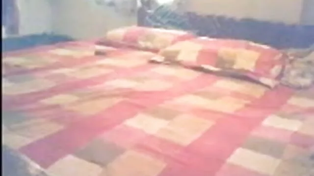 चश्मा गुदा गैंगबैंग के साउथ की मूवी सेक्सी साथ बेवकूफ लड़की