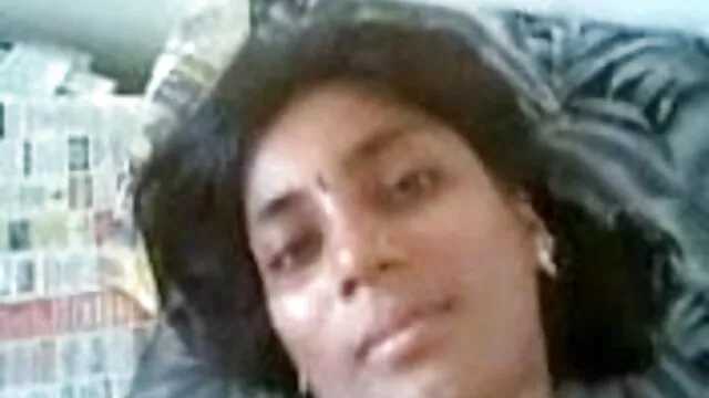 जापानी किशोर भोजन पर शुक्राणु का आनंद सनी लियोन की सेक्सी मूवी वीडियो लेता है!