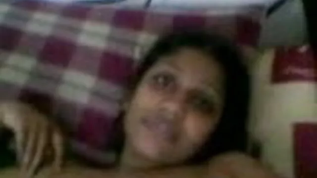 आबनूस milf और स्काउट लड़की सेक्सी मूवी हीरोइन की