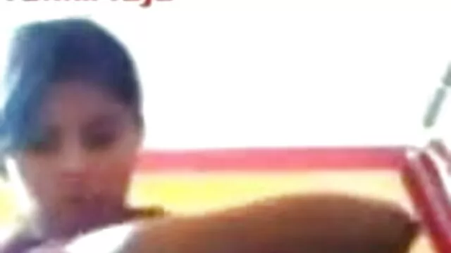 ग्लोरीहोल फूहड़ उसकी गीला बिल्ली कर रही है प्रियंका चोपड़ा की सेक्सी मूवी