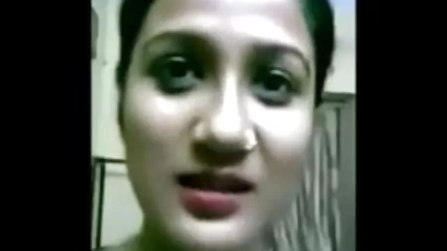 शरारती किशोर छात्रा सेक्सी मूवी हीरोइन की अपने शिक्षक द्वारा अनुशासित है