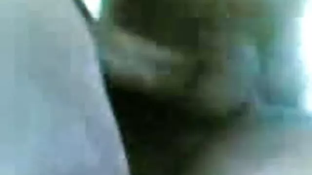 यार्ड मैन के साथ थोड़ा समय प्रियंका चोपड़ा की सेक्सी मूवी बिताएं