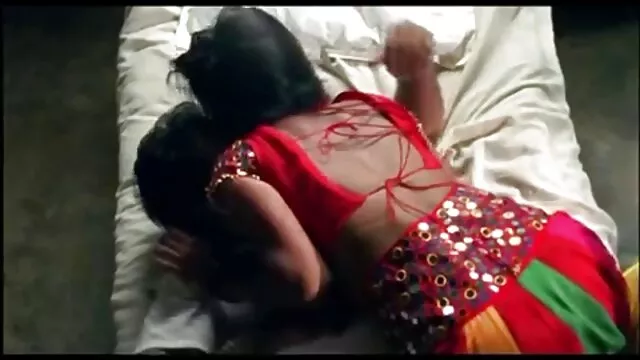 टुंडे सोनाक्षी की सेक्सी मूवी डोरगेन काला हो जाता है